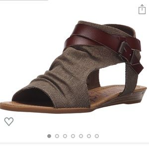 Blowfish balla wedge sandal